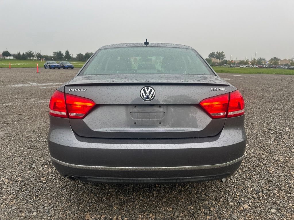 Used 2014 Volkswagen Passat TDI SEL Premium FWD image 10