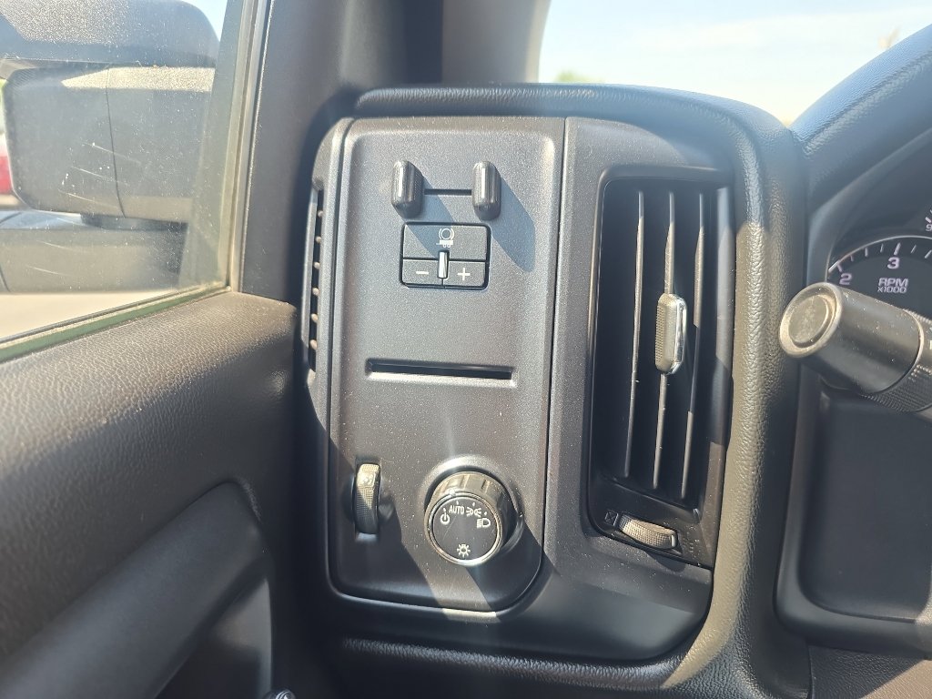 Used 2017 Chevrolet Silverado 2500 W/T w/ WT Fleet Convenience Package RWD image 21
