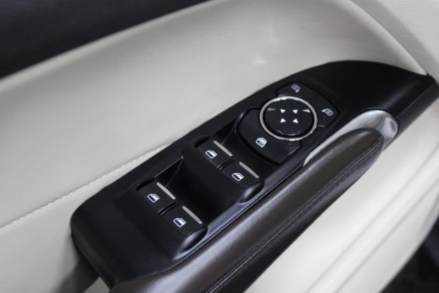 Used 2019 Lincoln MKC Premiere FWD image 7