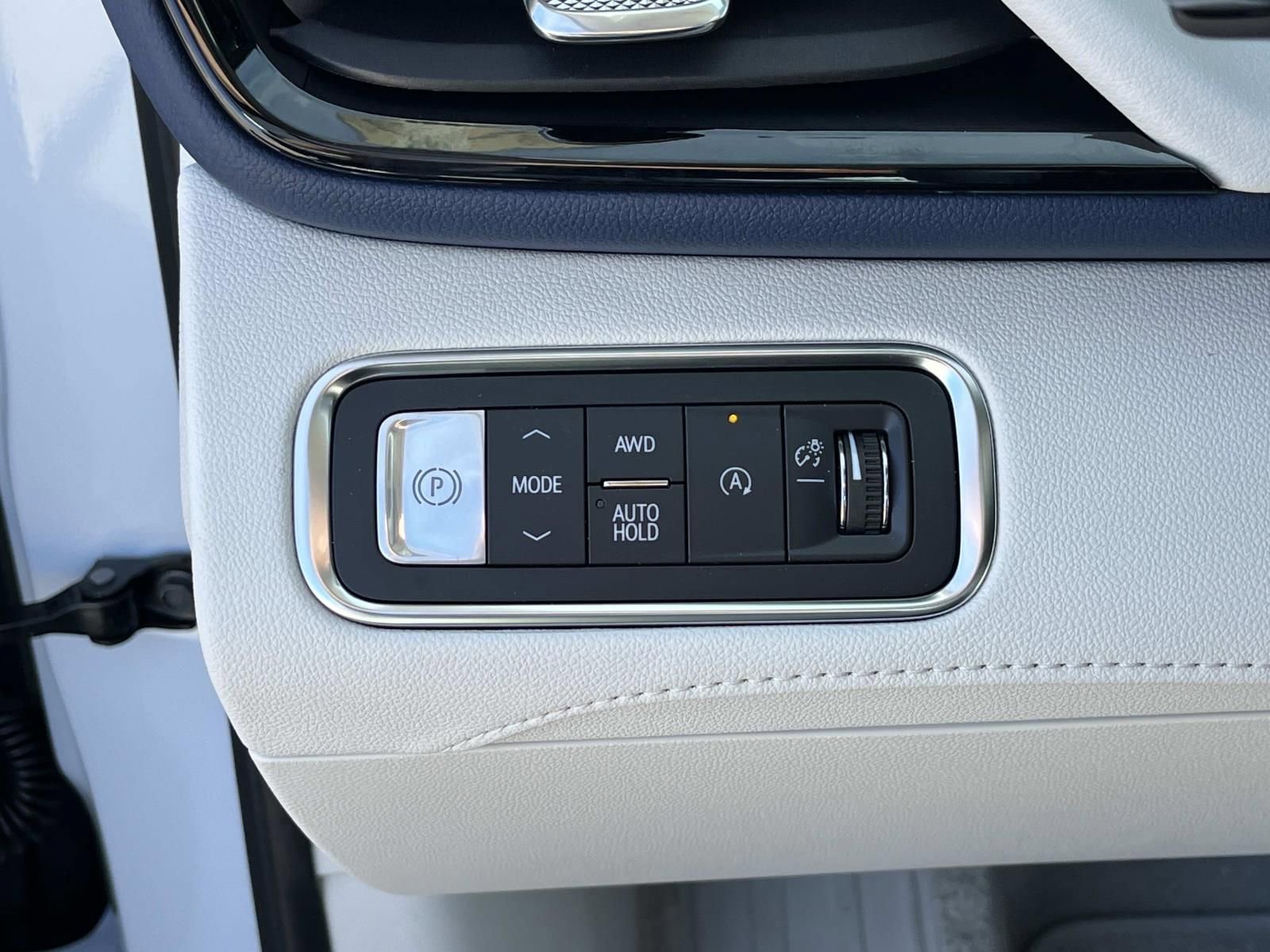 New 2026 Buick Enclave Avenir w/ Super Cruise Package AWD/4WD image 25