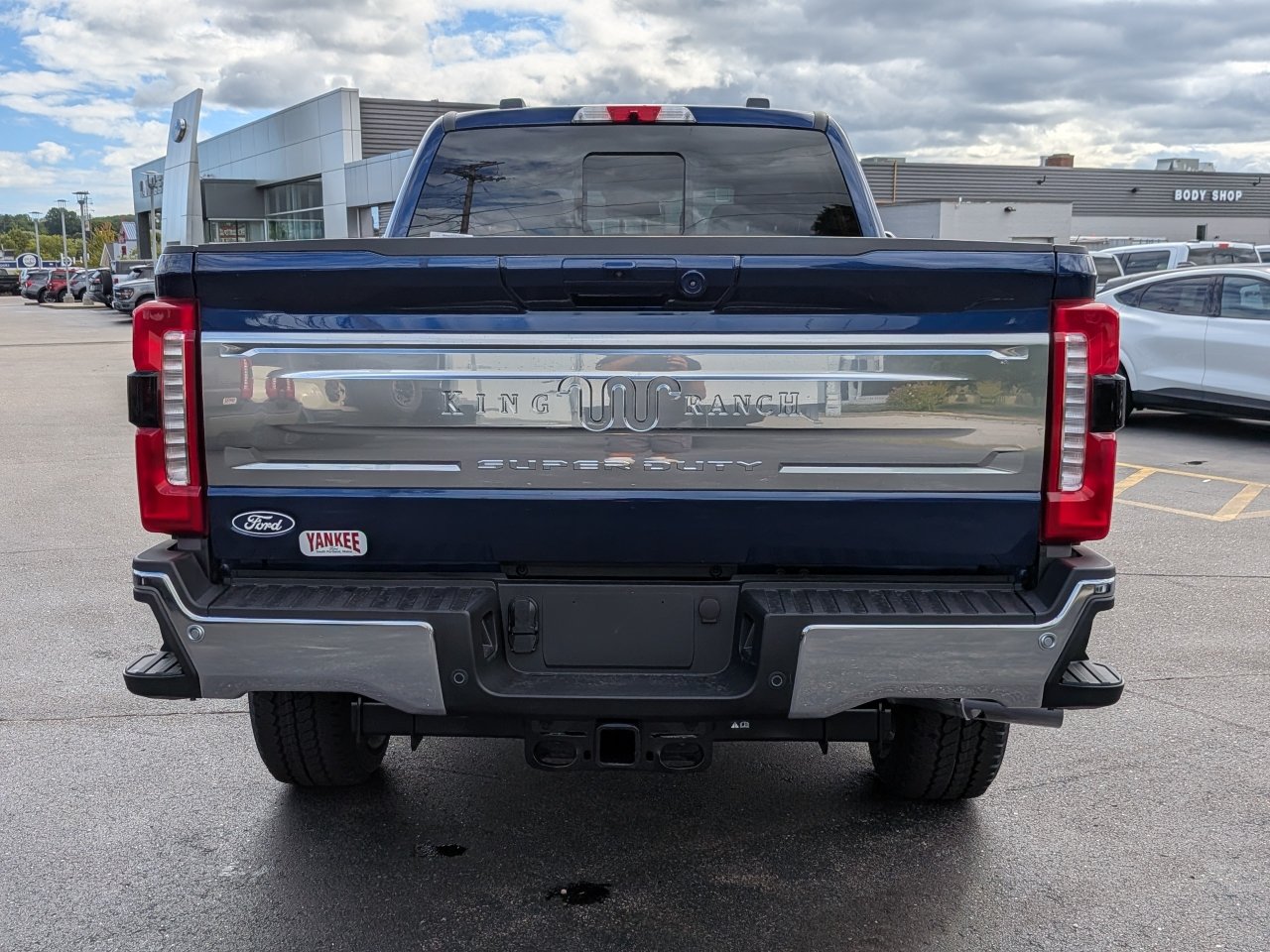 New 2027 Ford F350 King Ranch w/ Chrome Package AWD/4WD image 4