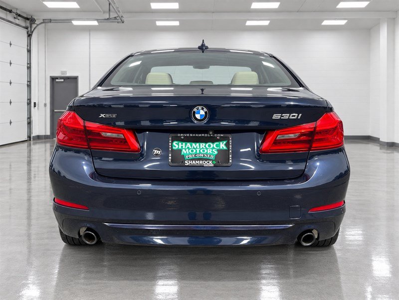 Used 2020 BMW 530i xDrive w/ Convenience Package AWD/4WD image 6