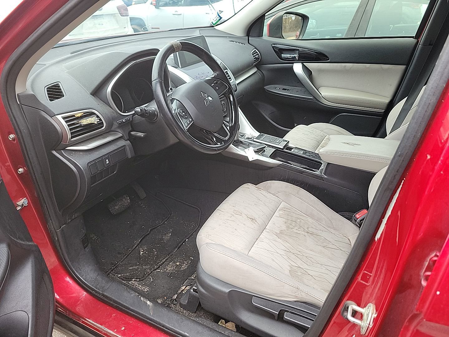 Used 2019 Mitsubishi Eclipse Cross SE image 8