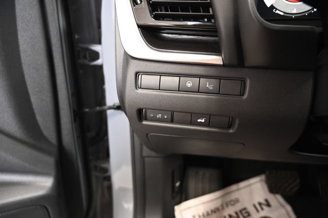 Used 2021 Nissan Rogue Platinum FWD image 29