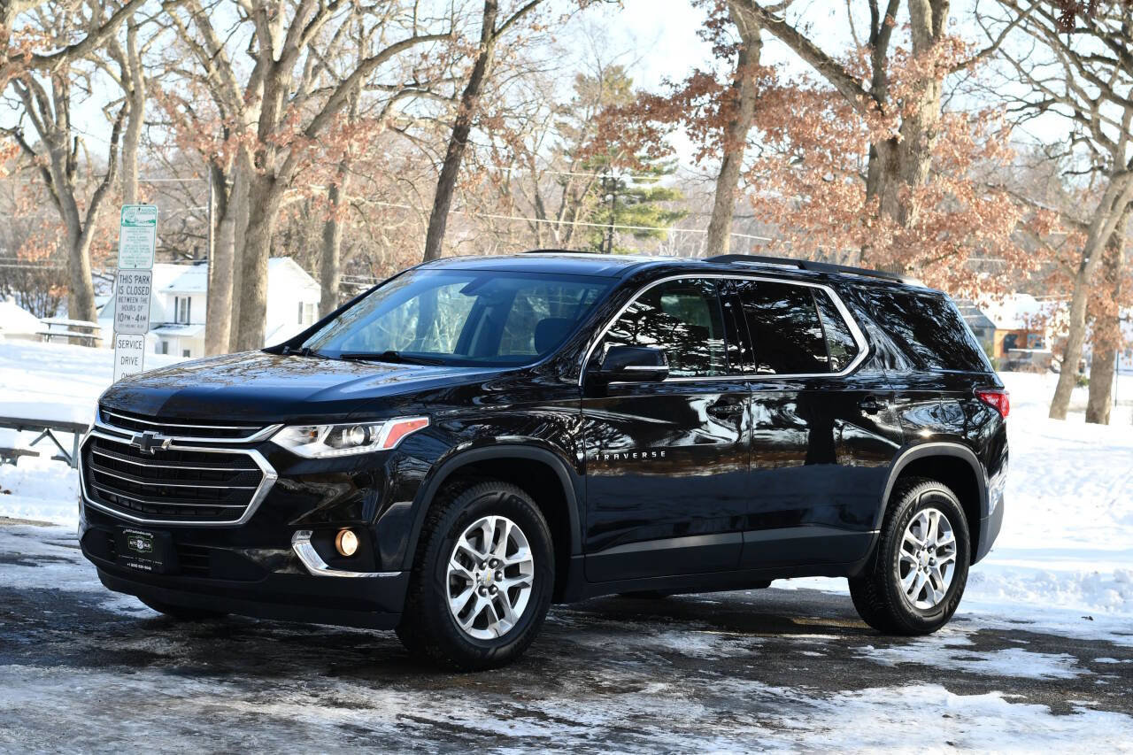 Used 2019 Chevrolet Traverse LT w/ LPO, Floor Liner Package image 3