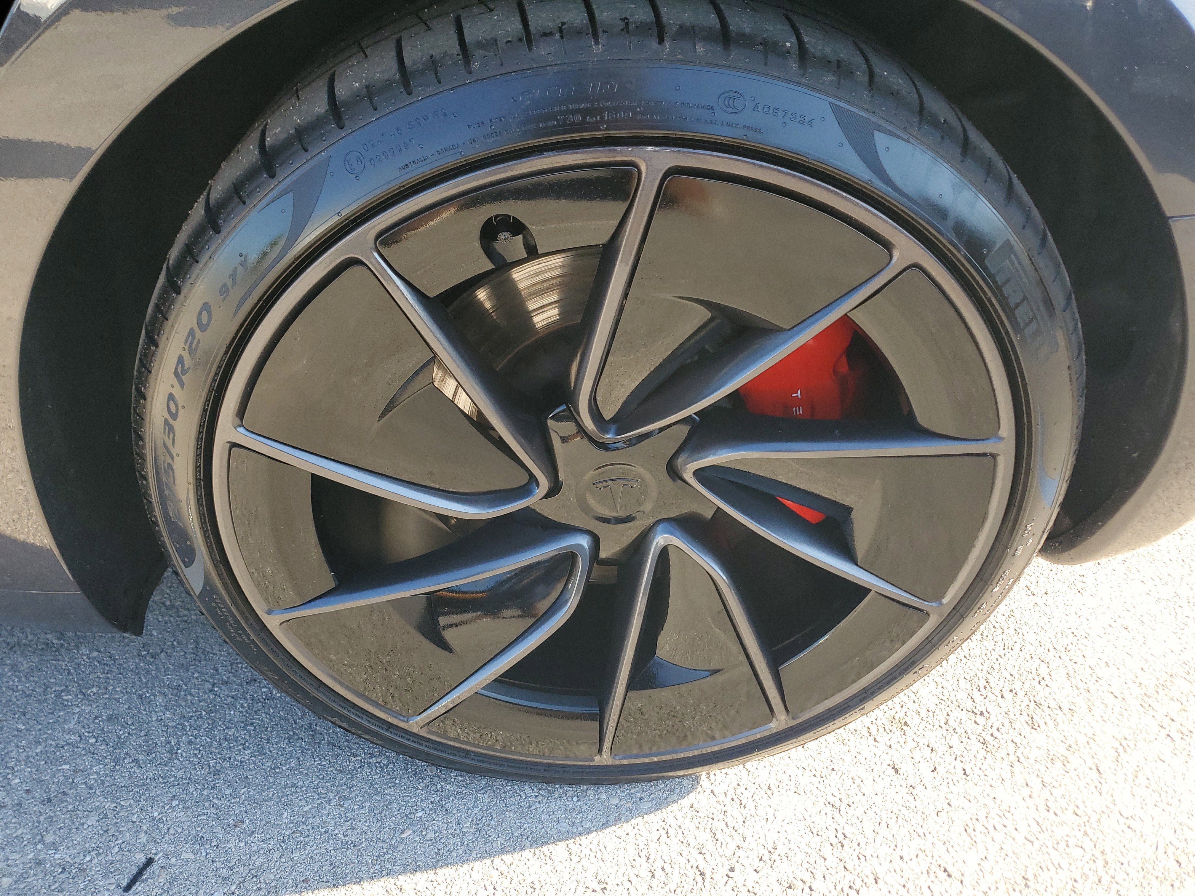 Used 2024 Tesla Model 3 Performance image 29