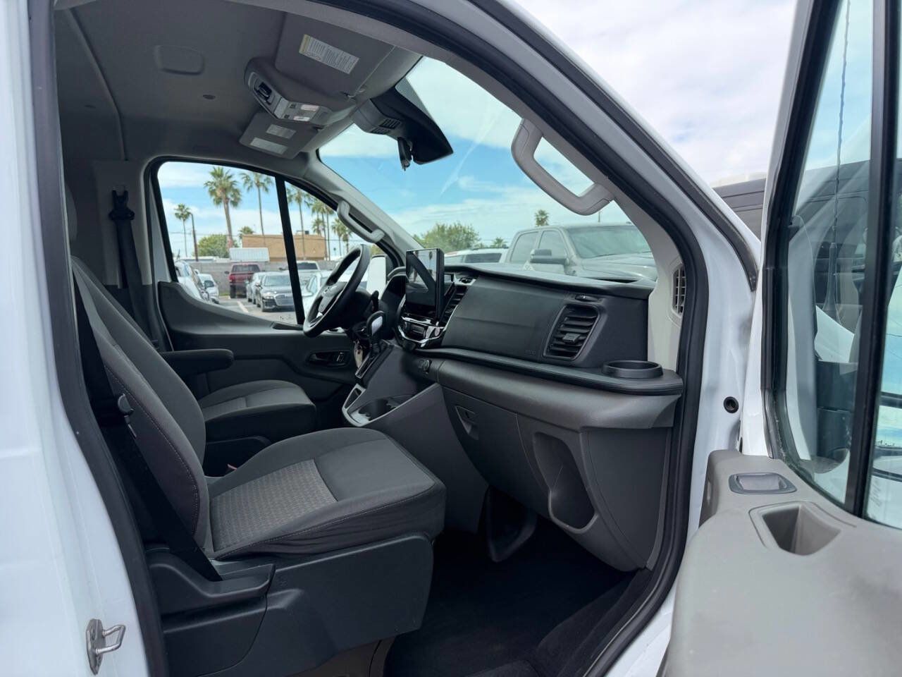Used 2023 Ford Transit 350 XLT RWD image 27