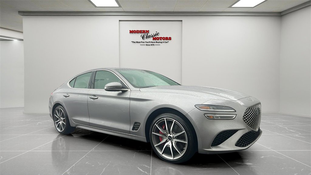 Used 2025 Genesis G70 2.5T image 1
