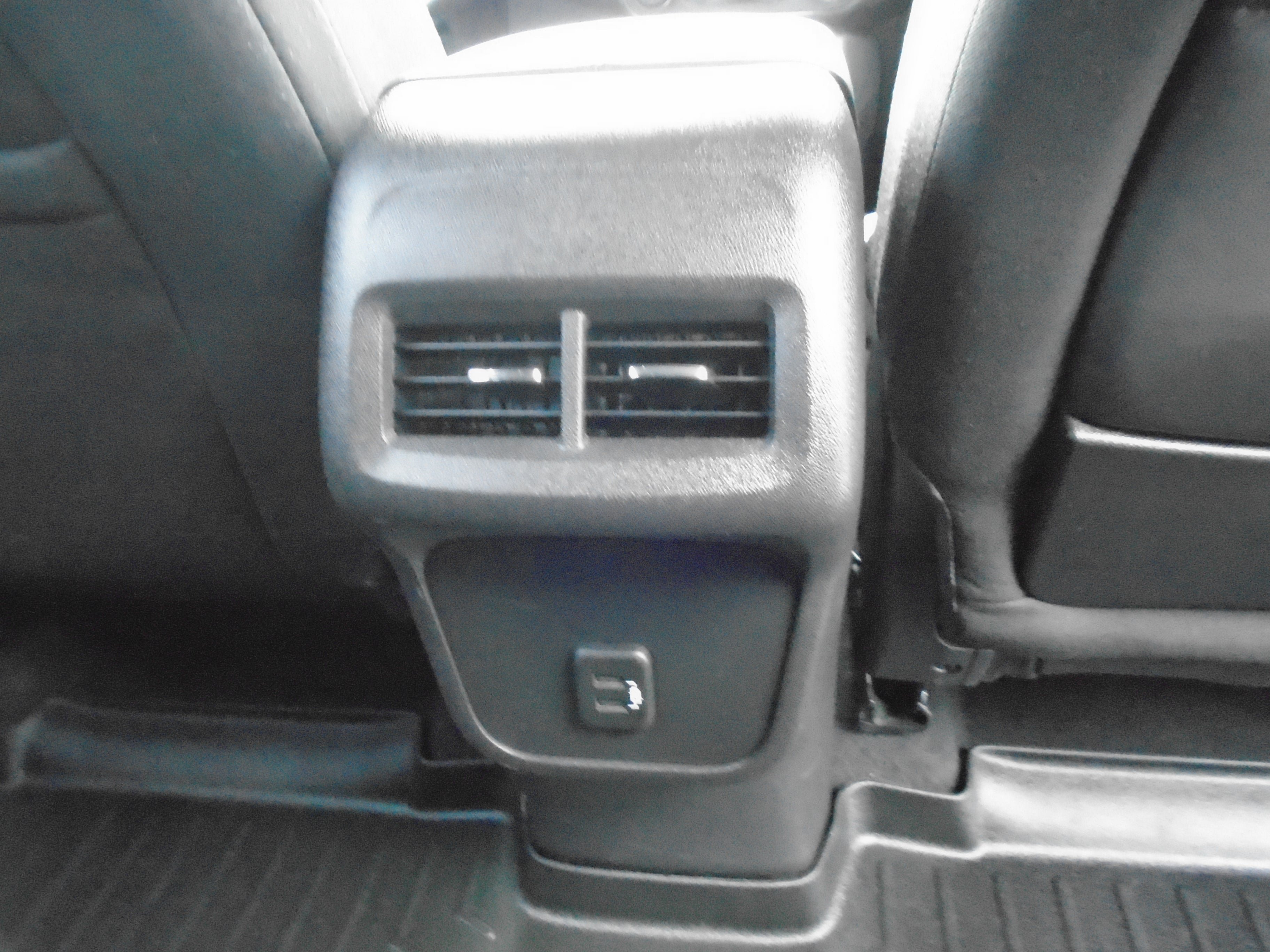 Used 2021 GMC Terrain SLE w/ Driver Convenience Package AWD/4WD image 34