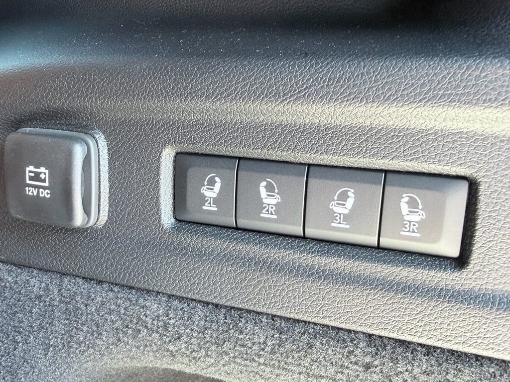 Used 2024 Jeep Grand Cherokee L Summit AWD/4WD image 9