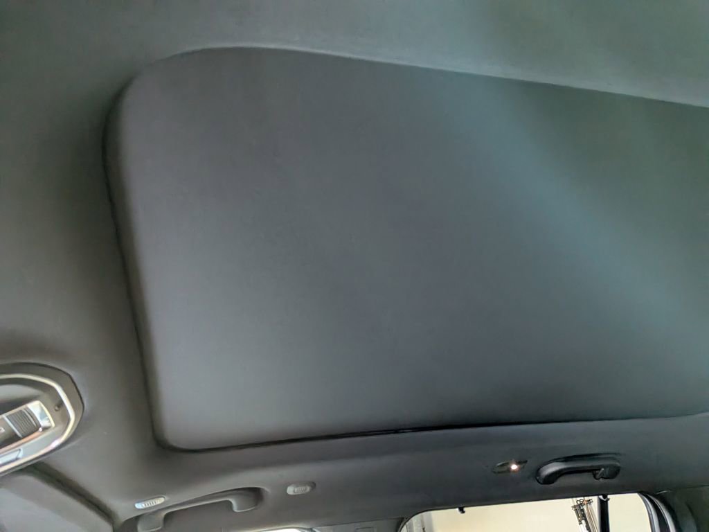 New 2025 Jeep Grand Cherokee Limited w/ Luxury Tech Group II image 22