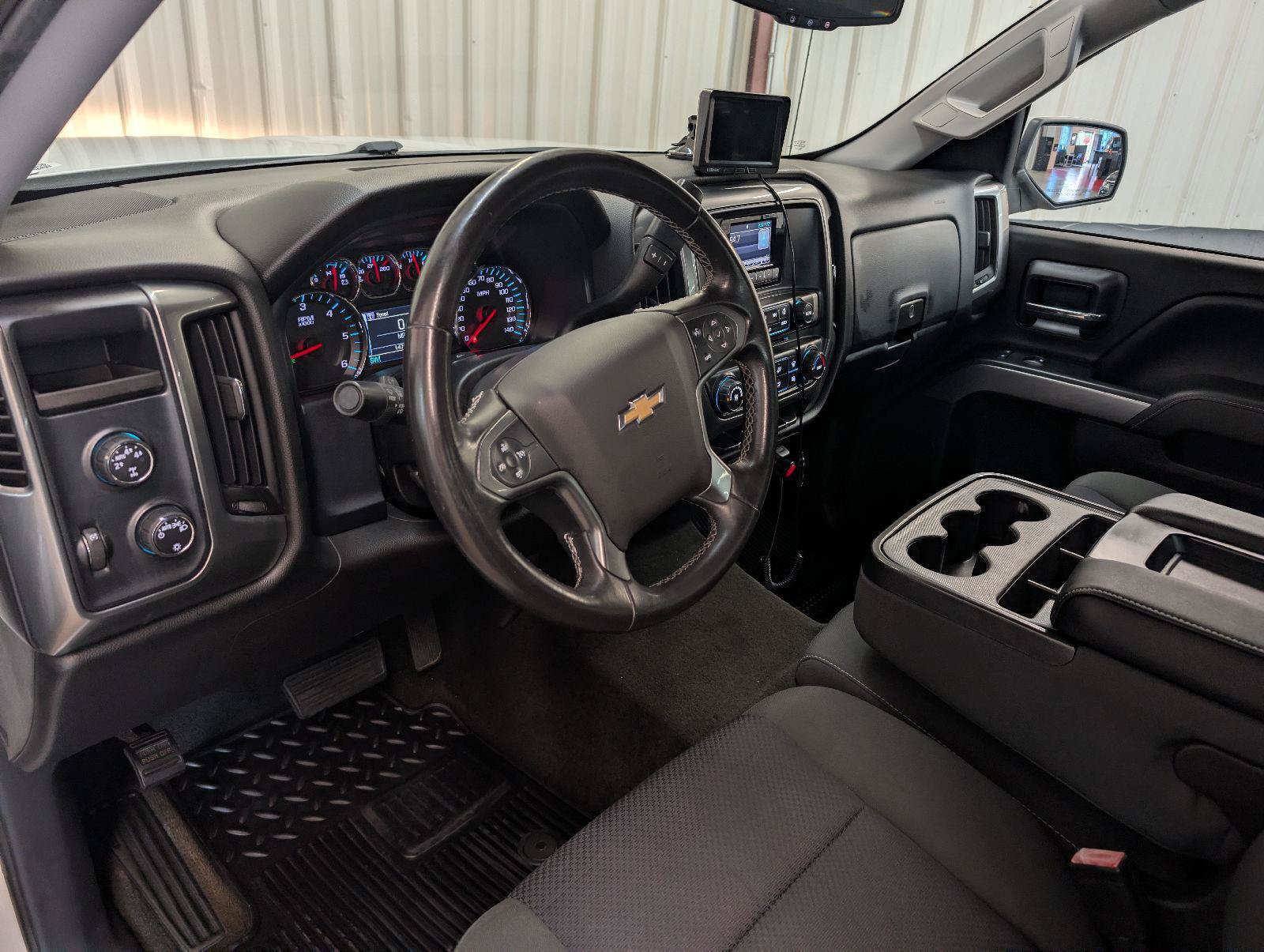 Used 2015 Chevrolet Silverado 1500 LT AWD/4WD image 3