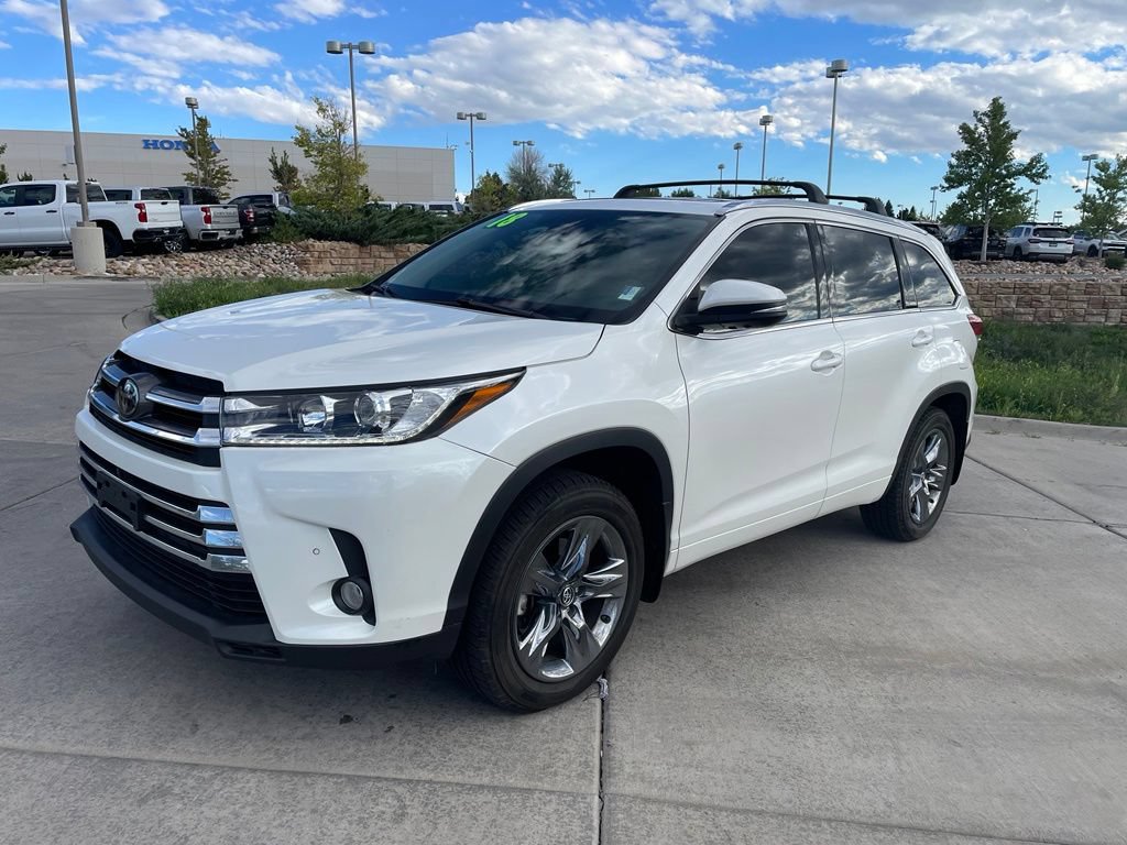 Used 2018 Toyota Highlander Limited Platinum AWD/4WD image 3