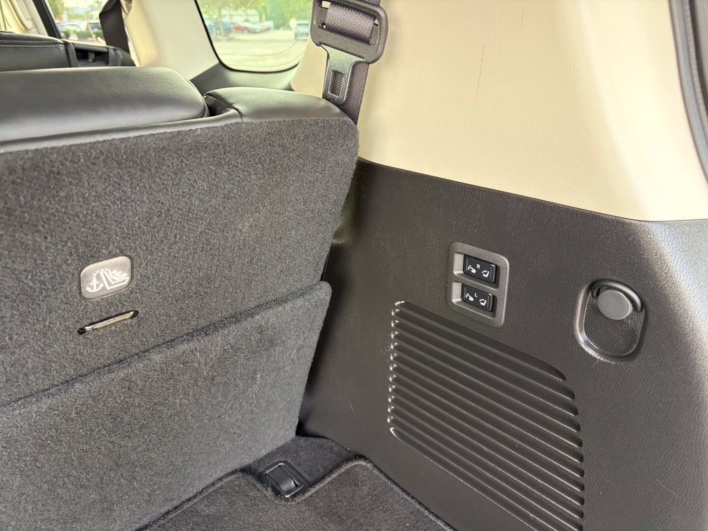 Certified 2022 Nissan Armada Platinum RWD image 6