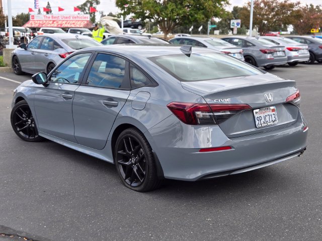 Used 2025 Honda Civic Sport image 6