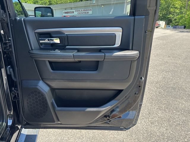 Used 2024 RAM 1500 Classic Warlock w/ Electronics Group AWD/4WD image 16