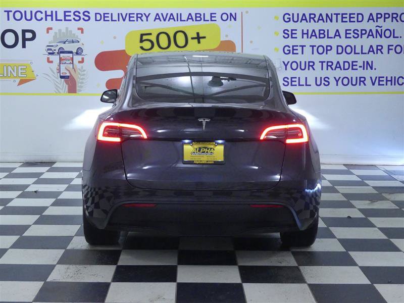 Used 2024 Tesla Model Y Long Range RWD image 5