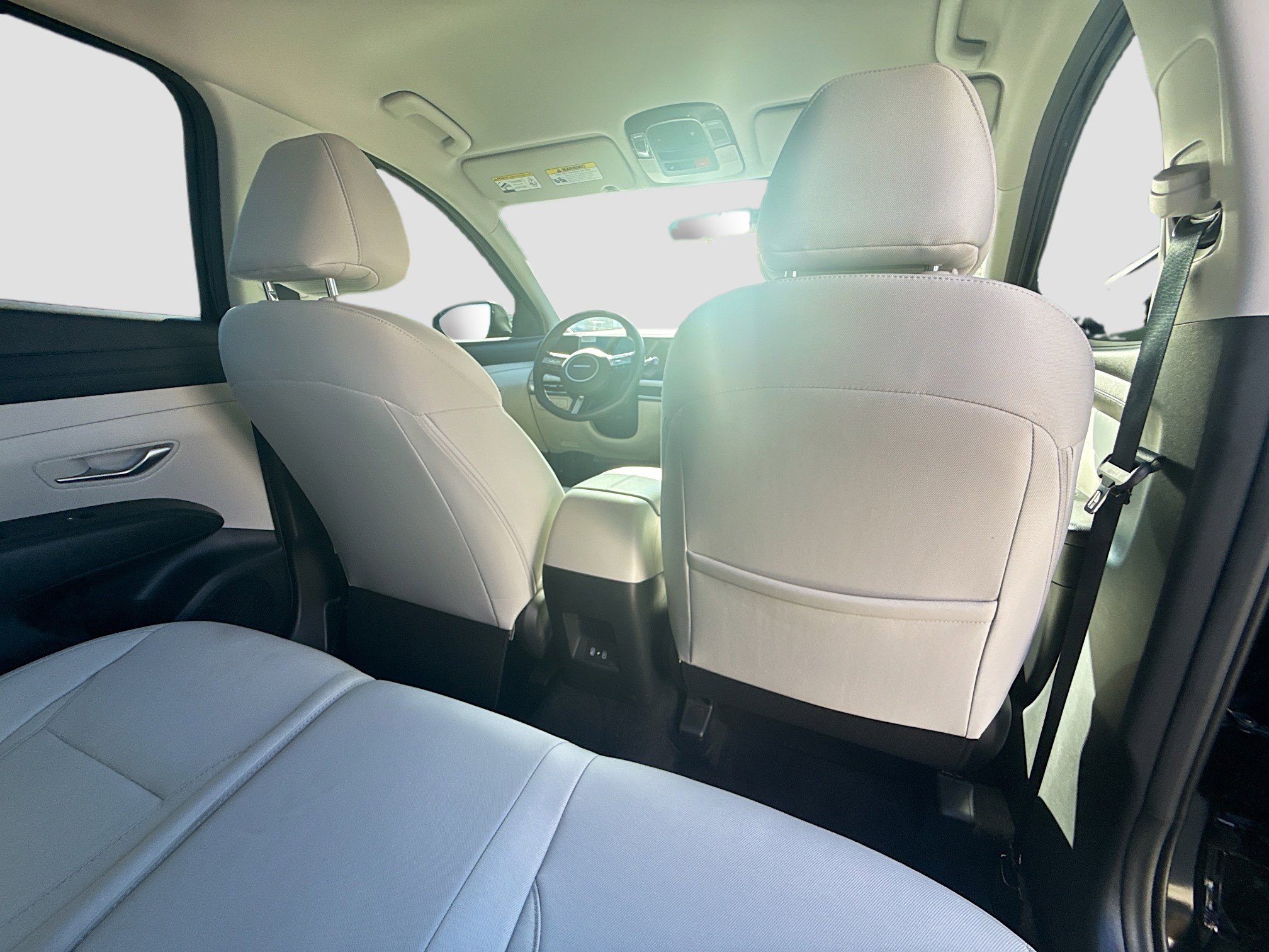 Used 2025 Hyundai Tucson SE image 26