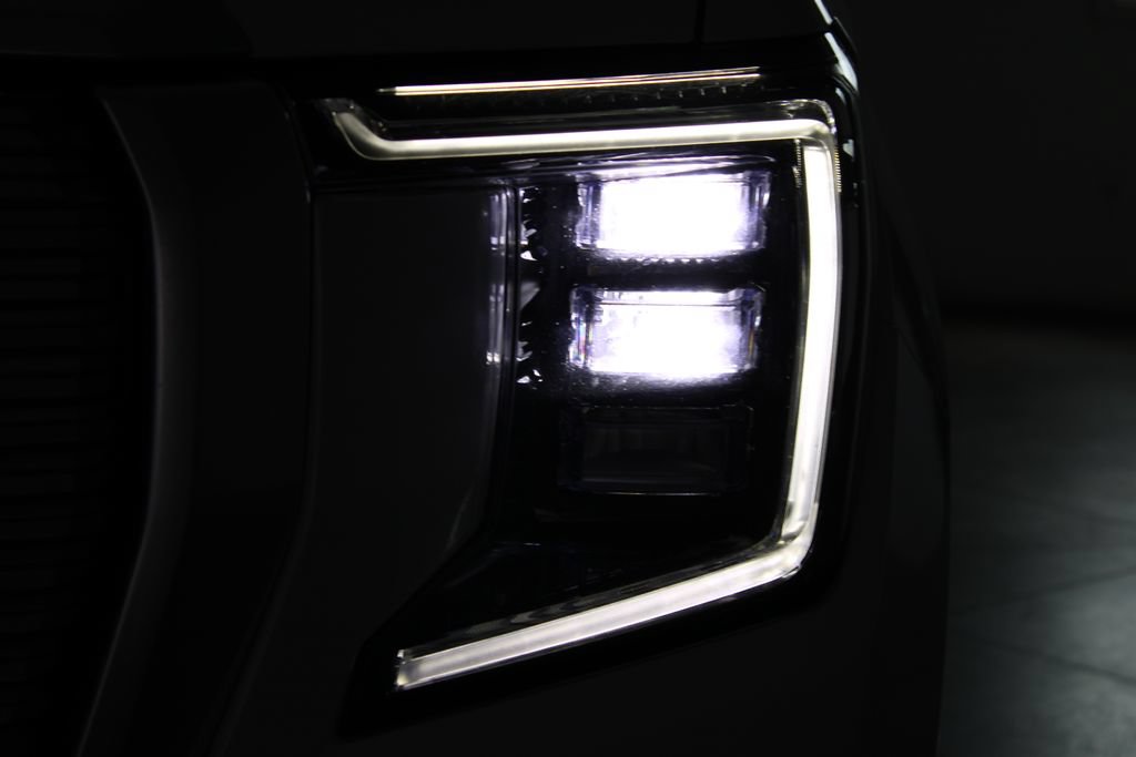 Used 2024 GMC Yukon Denali RWD image 59