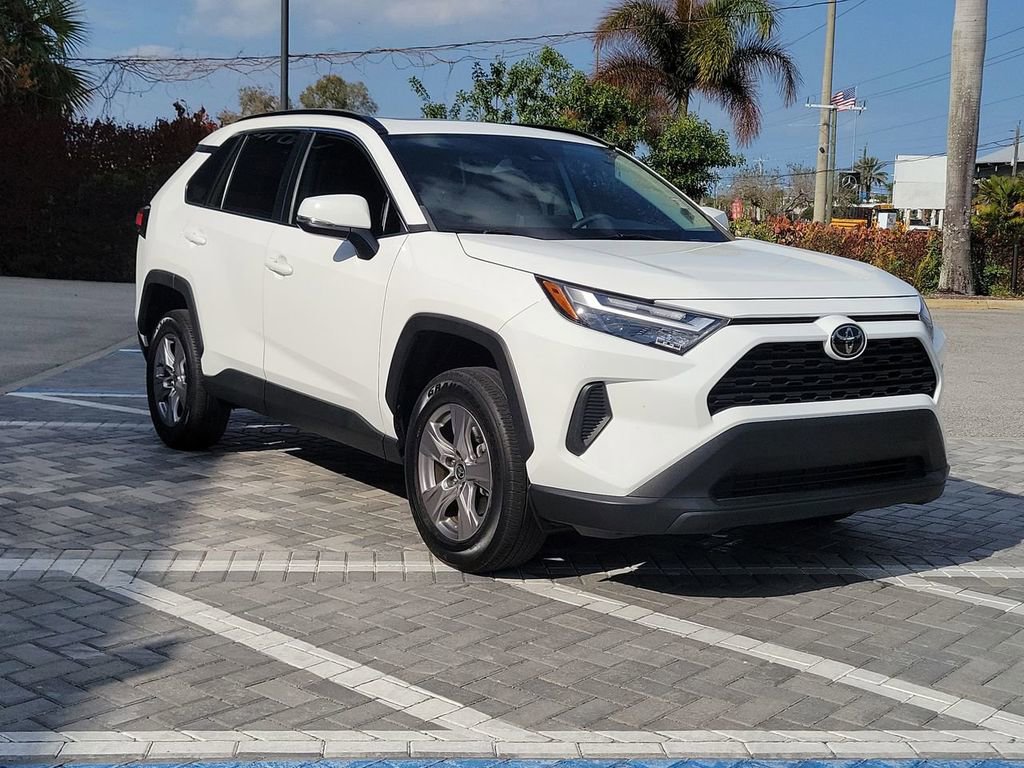 Used 2023 Toyota RAV4 XLE w/ Convenience Package image 7