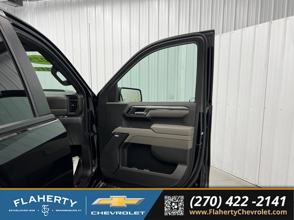 Used 2025 Chevrolet Silverado 1500 ZR2 w/ Technology Package AWD/4WD image 14