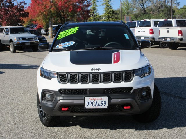 Used 2025 Jeep Compass Trailhawk image 20