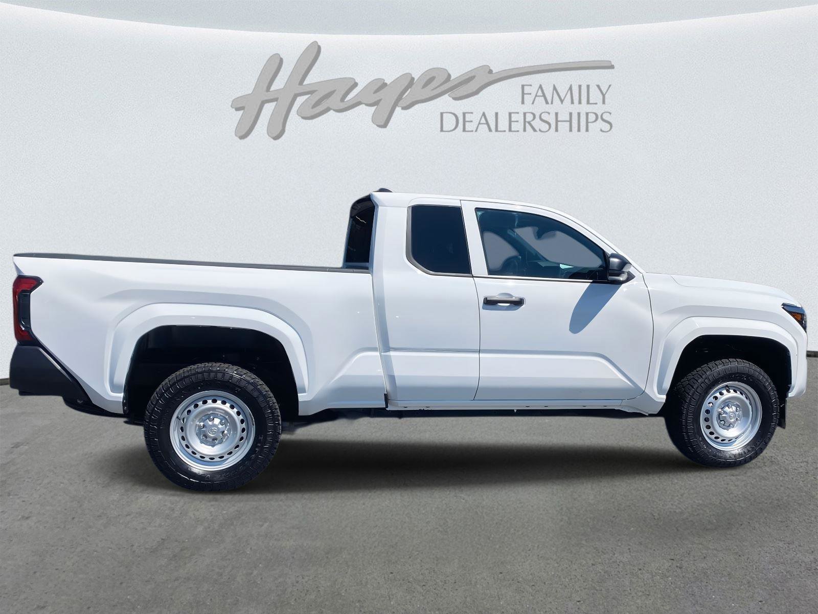 Used 2024 Toyota Tacoma SR video 2