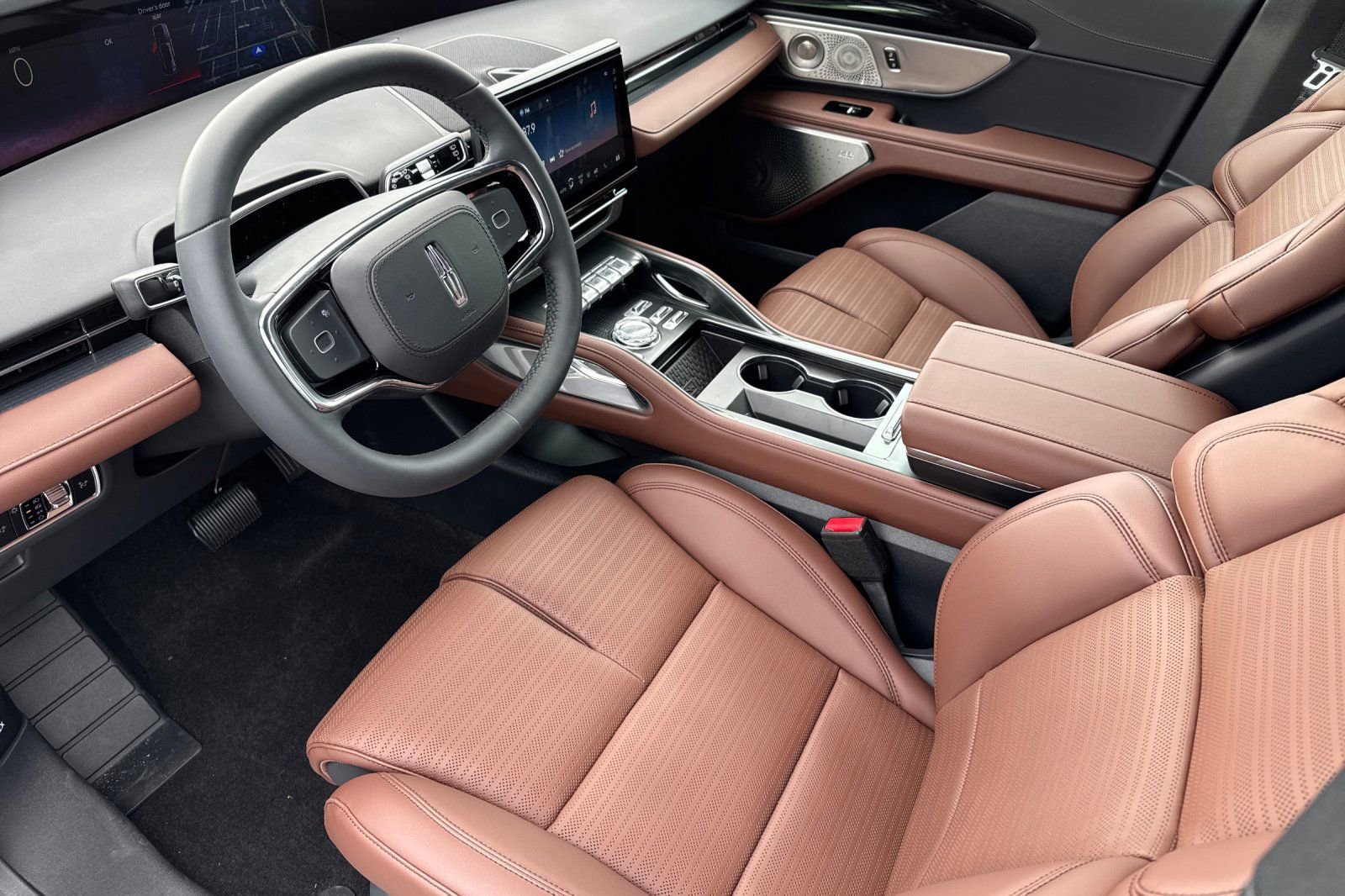 New 2026 Lincoln Nautilus Reserve image 8