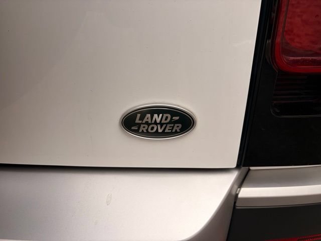Used 2020 Land Rover Defender 110 SE AWD/4WD image 42