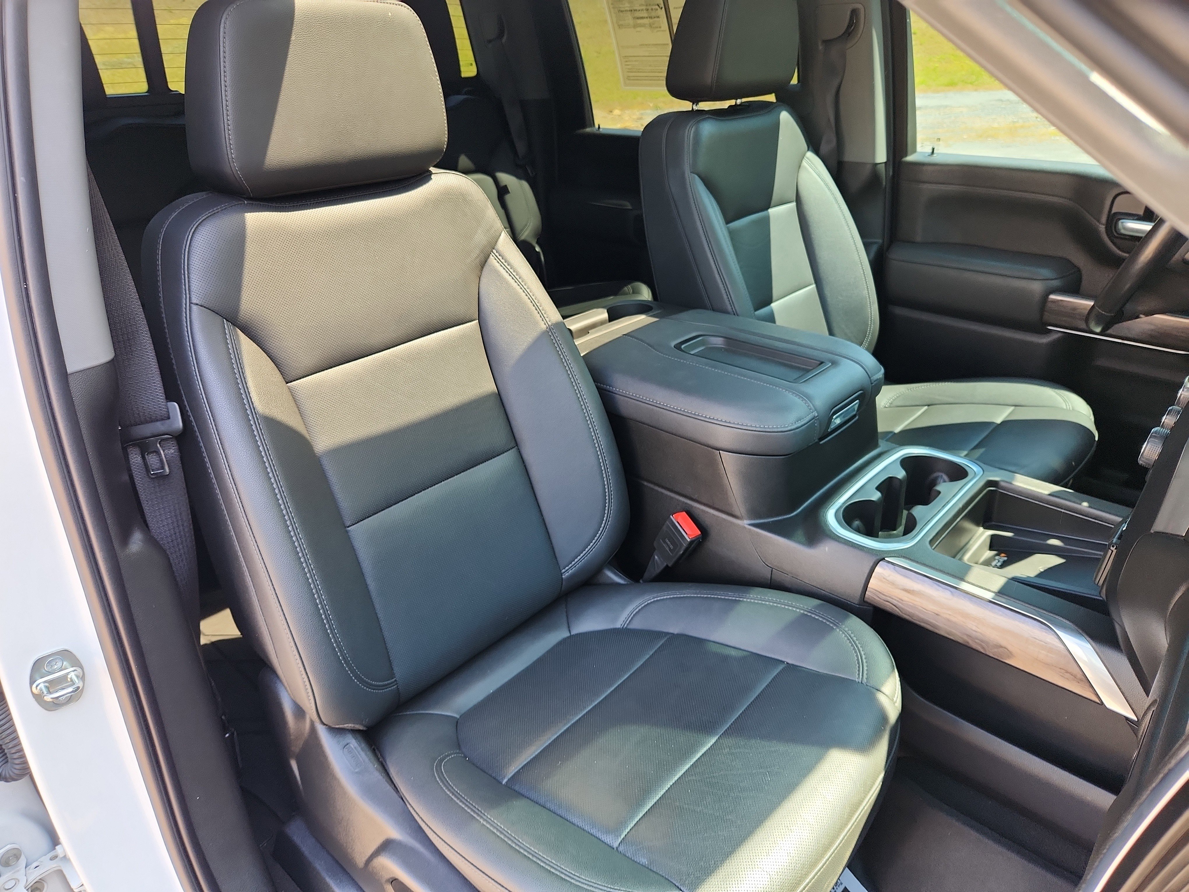 Used 2021 Chevrolet Silverado 2500 LTZ w/ LTZ Plus Package AWD/4WD image 50