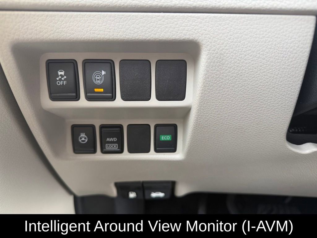 Used 2018 Nissan Rogue Sport SV w/ SV Technology Package image 14