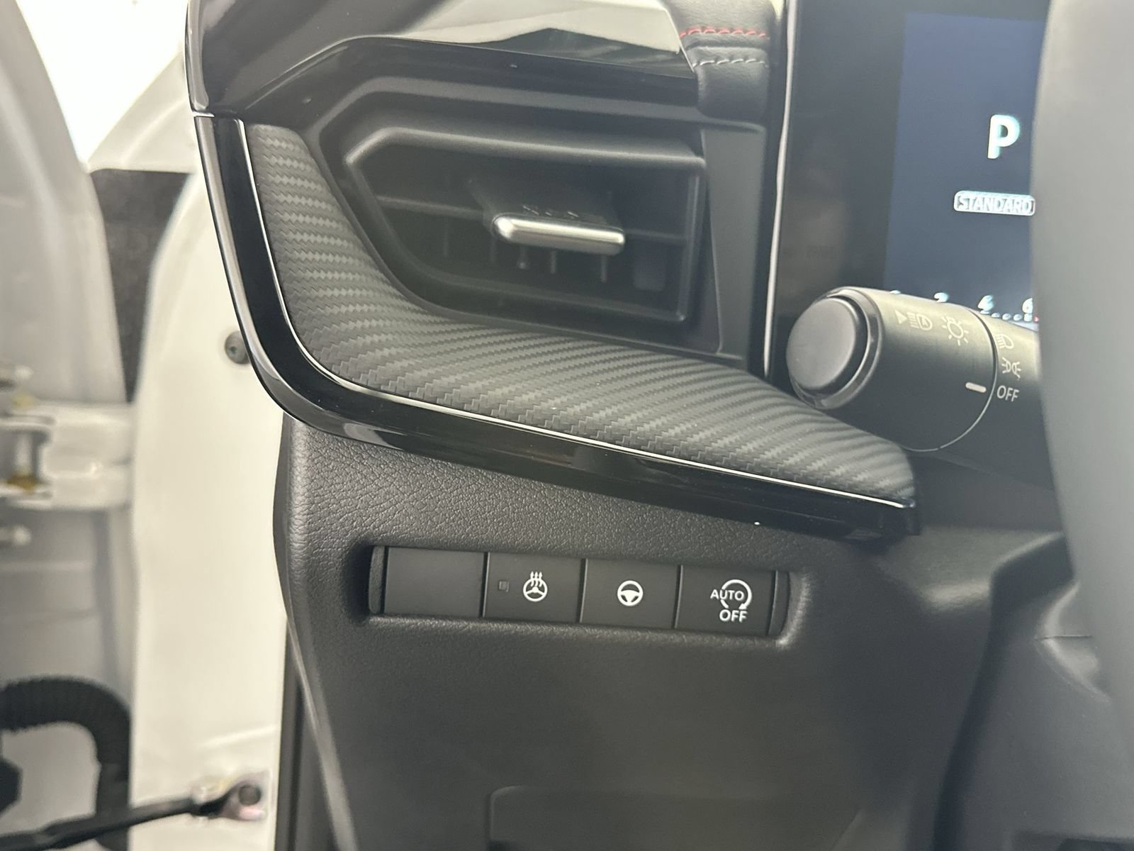 Certified 2026 Nissan Kicks SR w/ SR Premium Package FWD image 18