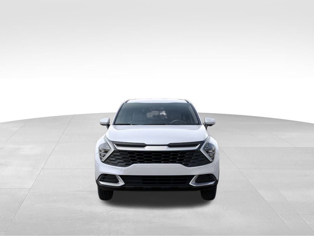 Certified 2024 Kia Sportage LX image 2