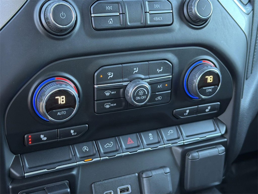 Used 2019 Chevrolet Silverado 1500 RST w/ All-Star Edition image 11