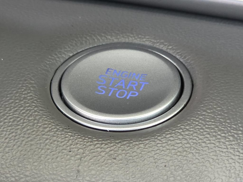 Used 2023 Hyundai Elantra SEL FWD image 13