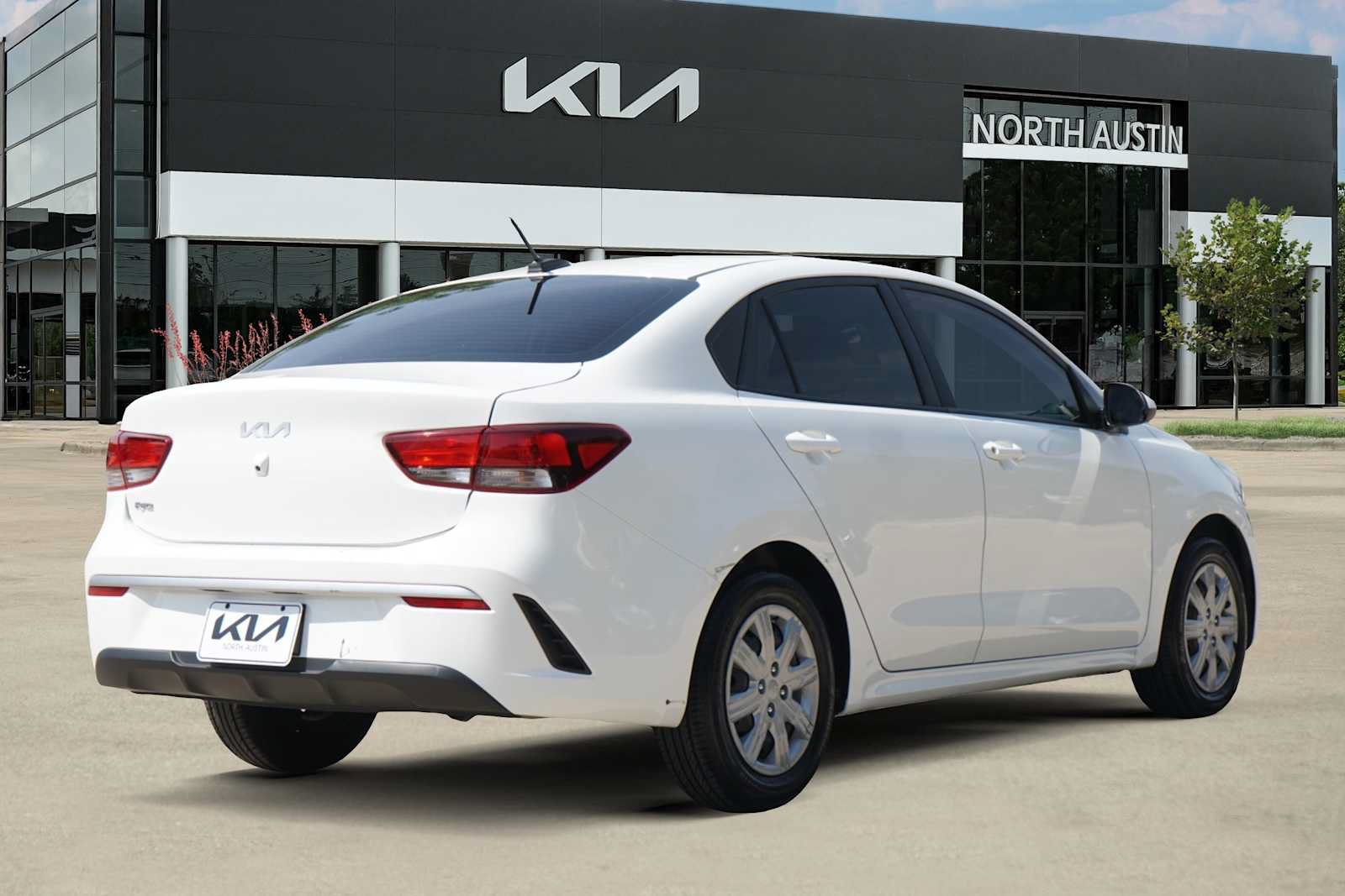 Certified 2023 Kia Rio LX FWD image 5
