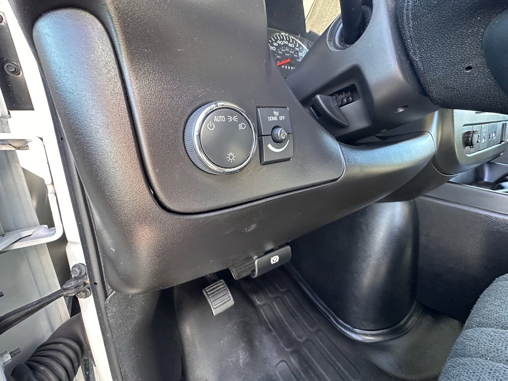 Used 2024 GMC Savana 2500 w/ Driver Convenience Package image 14