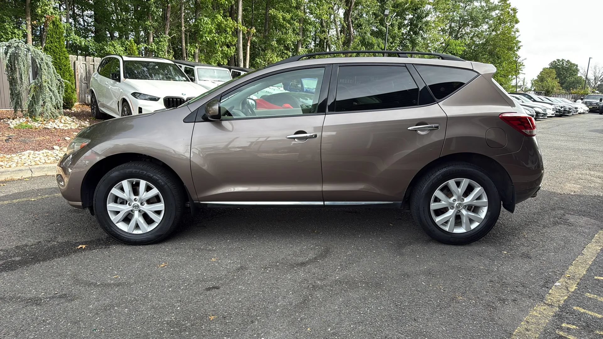 Used 2011 Nissan Murano SL w/ Navigation Pkg AWD/4WD image 8