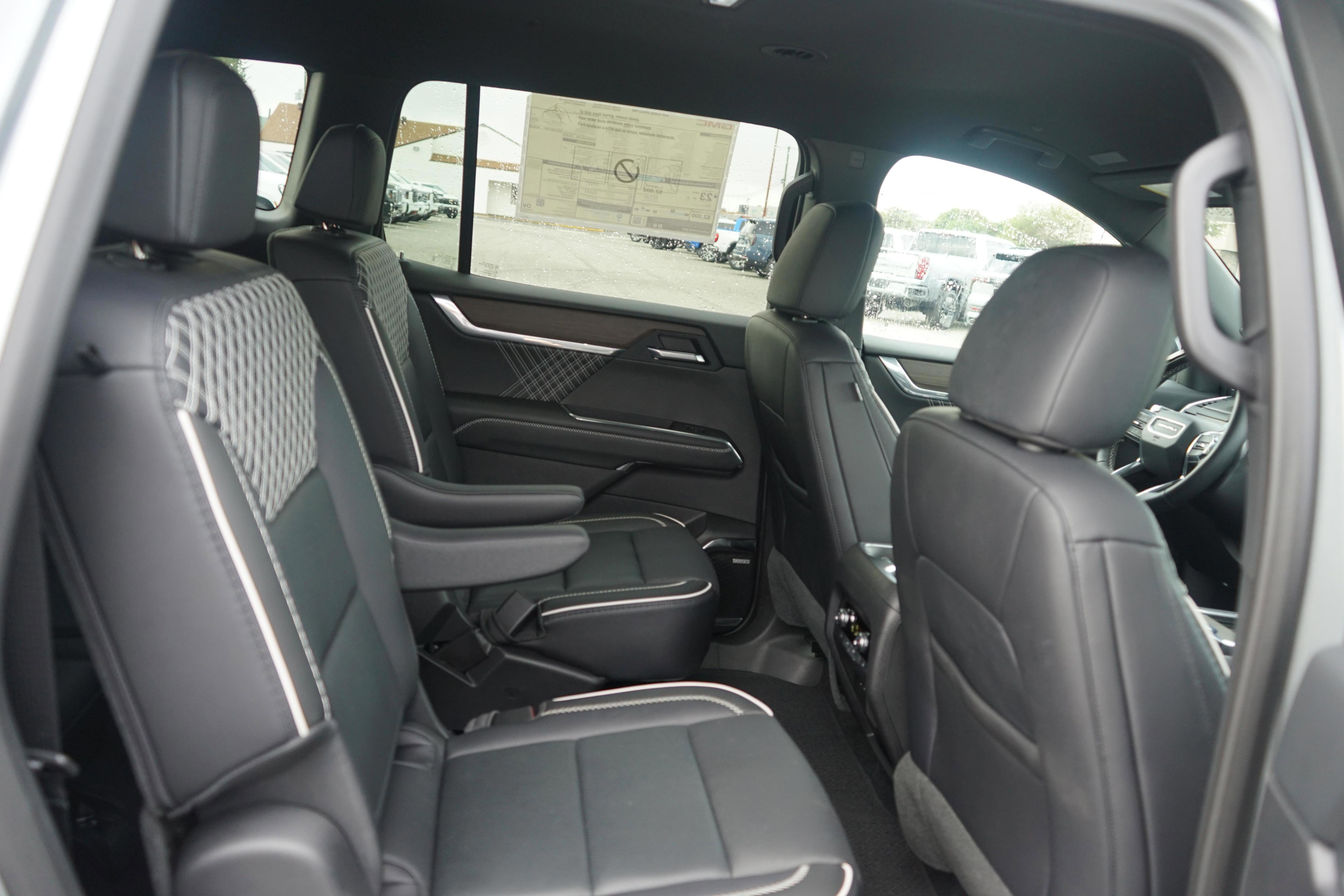 New 2025 GMC Acadia Denali w/ Super Cruise Package image 23