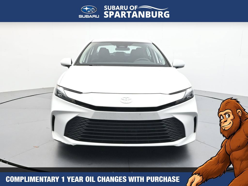 Used 2025 Toyota Camry LE FWD image 2