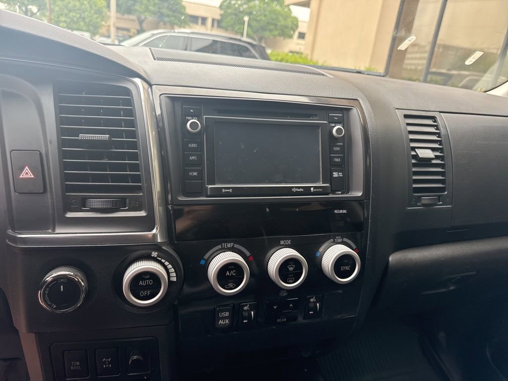 Used 2019 Toyota Sequoia TRD Sport w/ TRD Sport Premium Package AWD/4WD image 9
