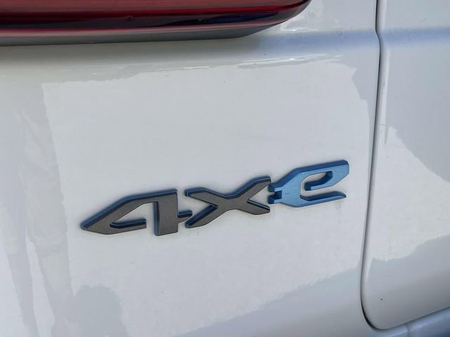 Used 2022 Jeep Wrangler Unlimited Rubicon 4xe AWD/4WD image 13