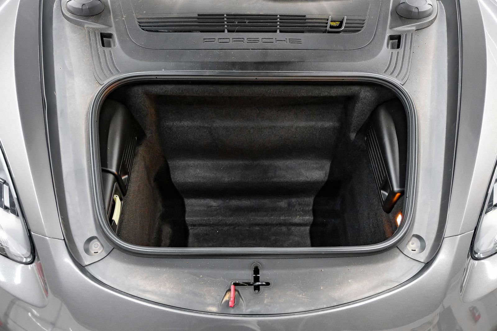 Used 2022 Porsche 718 Cayman image 47