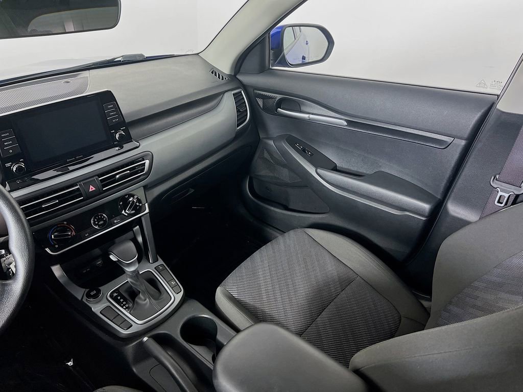 Used 2023 Kia Seltos LX image 21