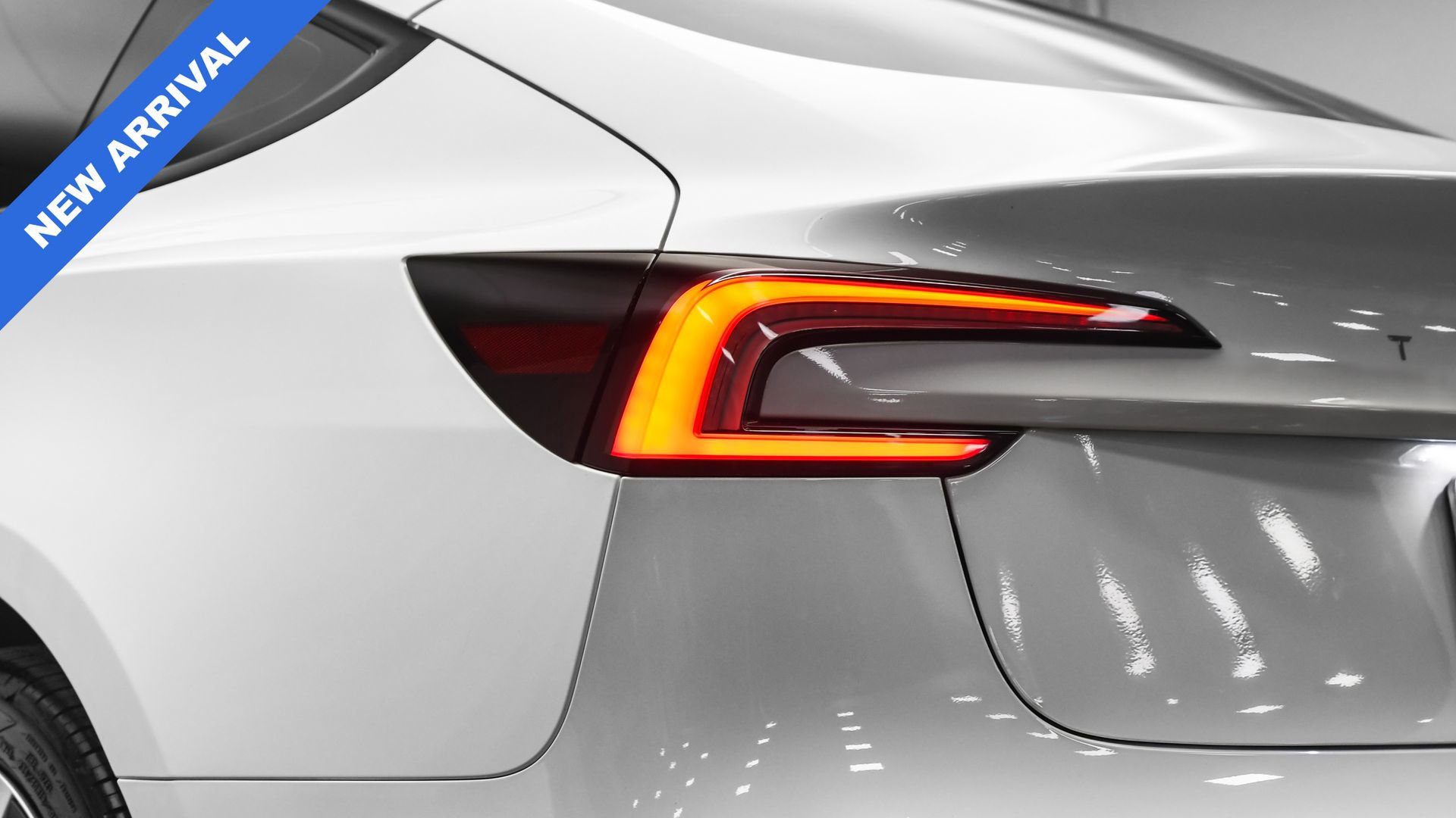 Used 2025 Tesla Model 3 Long Range image 16