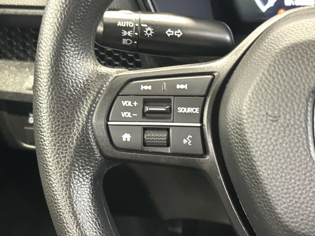 Used 2023 Honda CR-V LX image 28