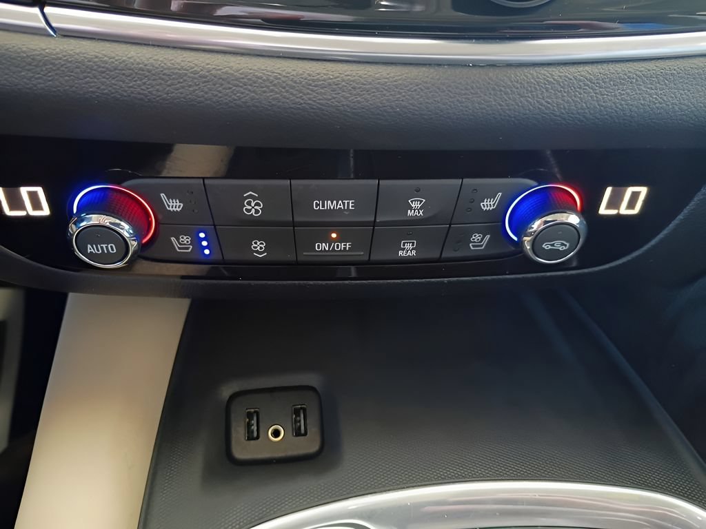 Used 2019 Buick Enclave Premium w/ Experience Buick Package AWD/4WD image 24