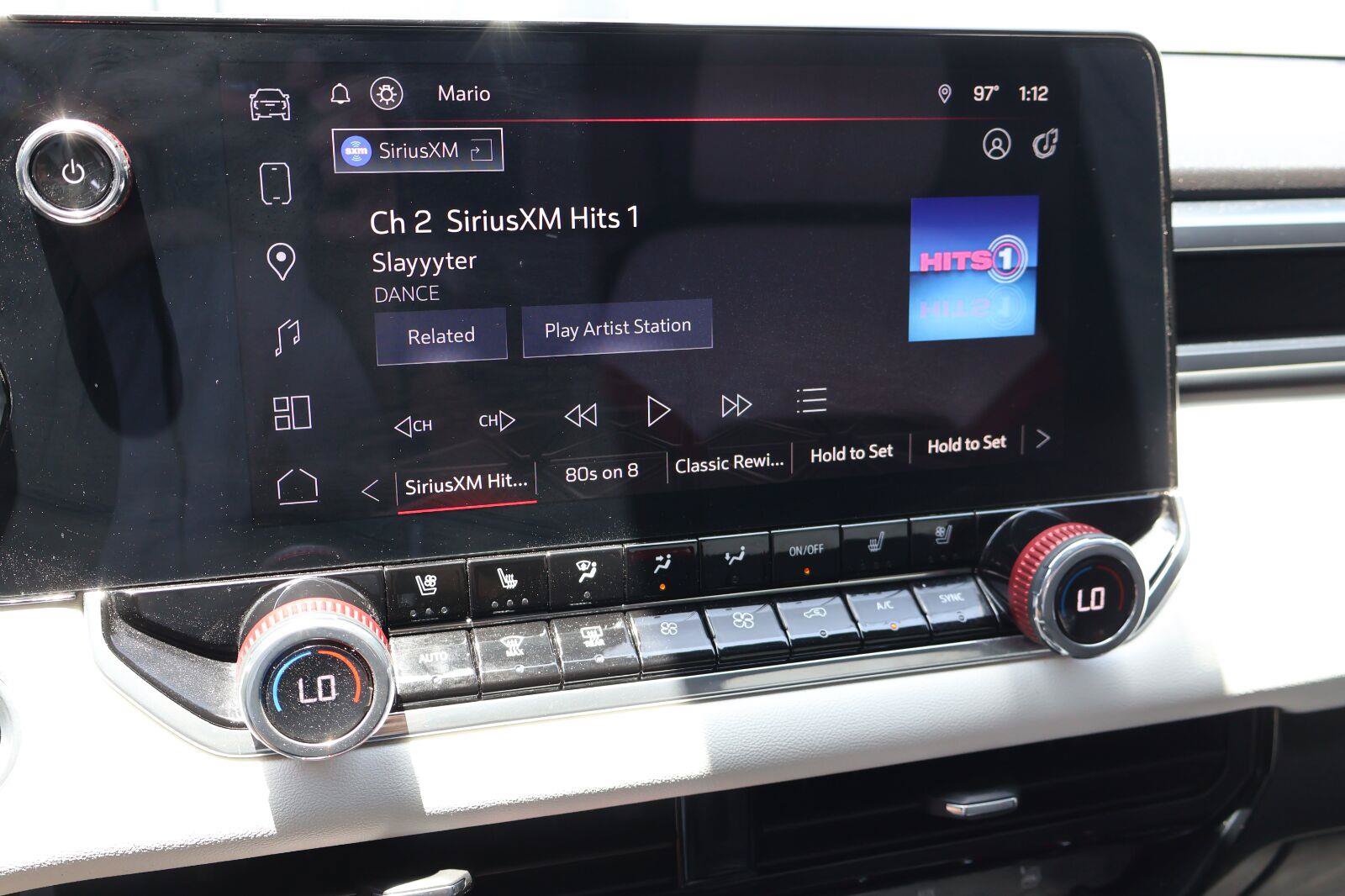 Used 2024 GMC Canyon AT4X AWD/4WD image 25