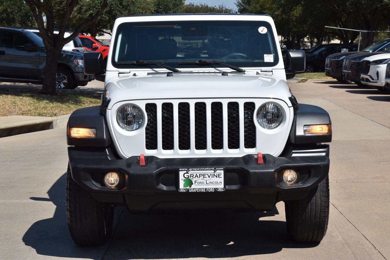 Used 2024 Jeep Wrangler Sport AWD/4WD image 3