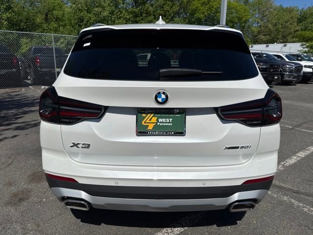 Used 2022 BMW X3 xDrive30i w/ Premium Package 2 (ZPA) AWD/4WD image 16